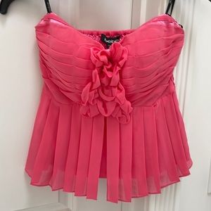 BeBe Coral top size xs NWT